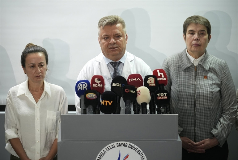 Manisa Büyükşehir Belediye Başkanı Ferdi Zeyrekin sağlık durumu nasıl, son durum nedir Ferdi Zeyrek kimdir, kaç yaşında, nereli İşte Ferdi Zeyrekin biyografisi ve hayatı