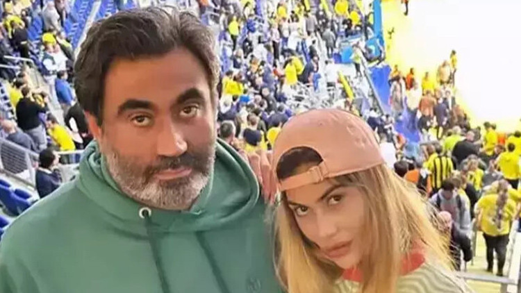 Nihal Candan’ın babası Hakan Candan kimdir, kaç yaşında Prof. Dr. Hakan Candan nereli, mesleği ne İşte hayatı ve biyografisi Nihal Candan’ın babası Hakan Candan kimdir, kaç yaşında Prof. Dr. Hakan Candan nereli, mesleği ne İşte hayatı ve biyografisi