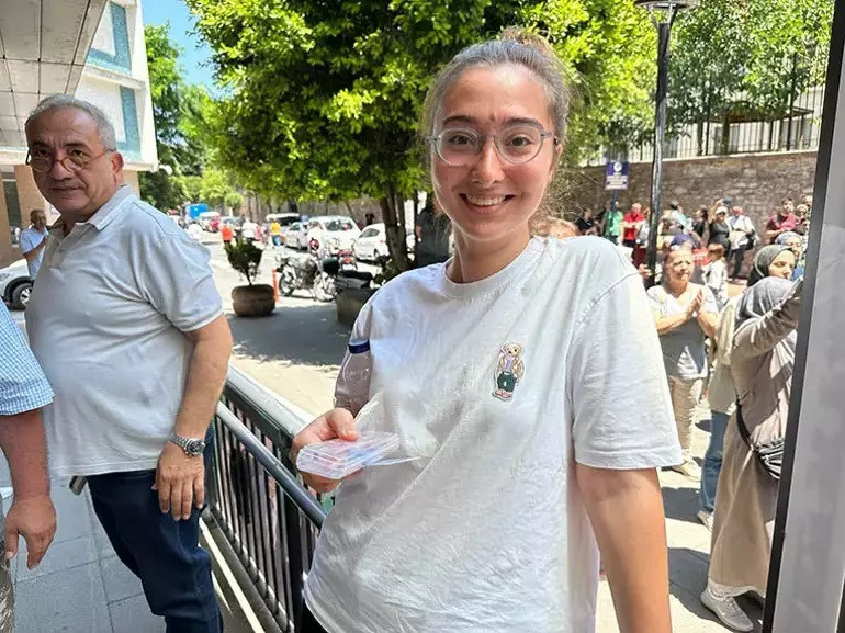 YKS SINAV YORUMLARI 2025 (SÖZEL-SAYISAL SORULAR) || TYT bu yıl zor muydu, kolay mıydı ÖSYM YKS TYT nasıldı, bu yıl tyt zor muydu Üniversite sınavı TYT Türkçe Matematik soruları kolay mıydı