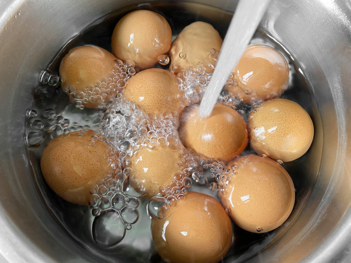 5 günde 150 yumurta yedi, değişime kendi bile inanamadı