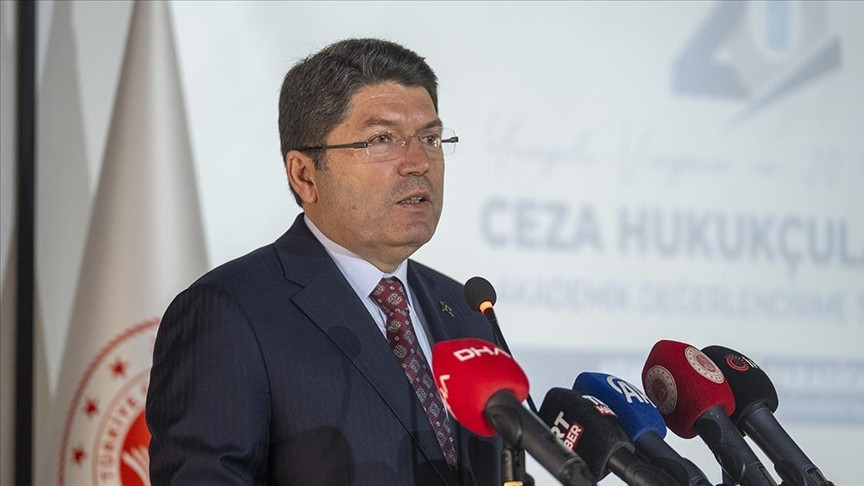 BAKAN TUNÇTAN DENETİMLİ SERBESTLİK AÇIKLAMASI