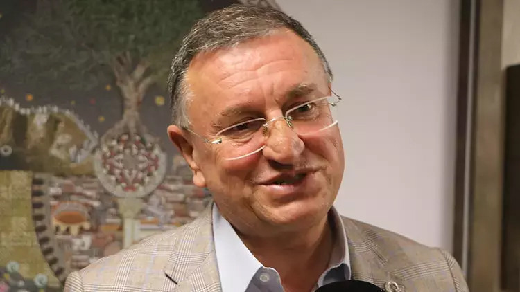 LÜTFÜ SAVAŞ SİYASI KARİYERİ