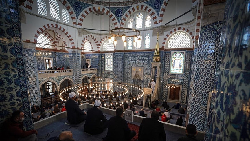 CUMA HUTBESİ KONUSU 4 TEMMUZ 2025 (PDF) || Diyanet bu haftaki cuma hutbesi konusunu yayınladı: Geçmişe İbretle Geleceğe Ferasetle Bakalım