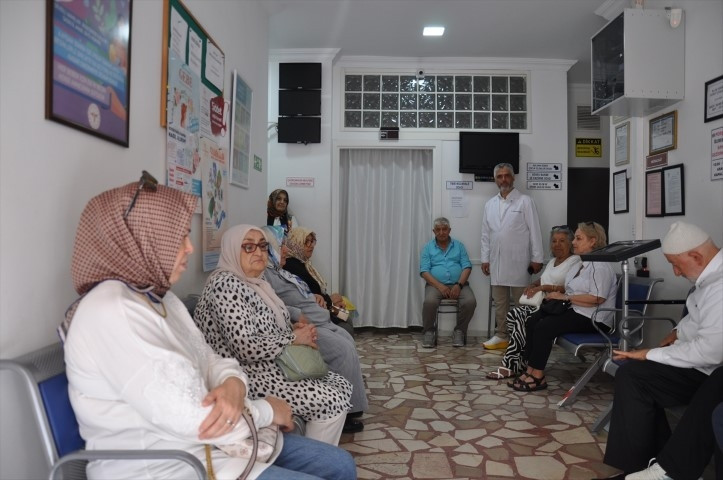 Türkiyede ilk Aile hekimliklerinde yeni dönem başladı: Kas ağrısı, migren ve psikolojik rahatsızlıklarda etkili oluyor