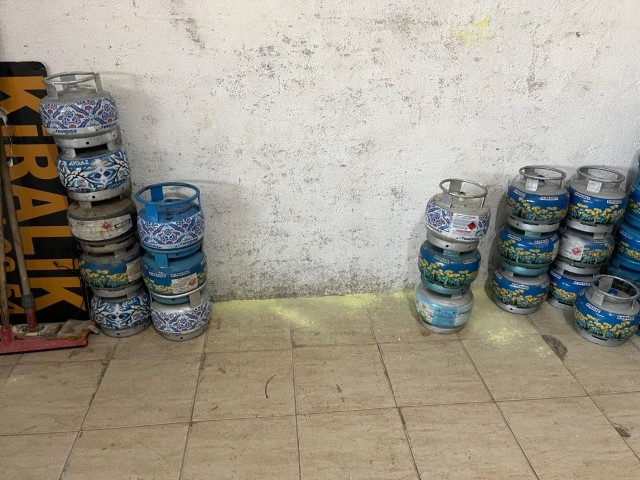 Antalyada iş yerine girdi, esnaf hayatının şokunu yaşadı Kalbim ile midem birbirine yapıştı