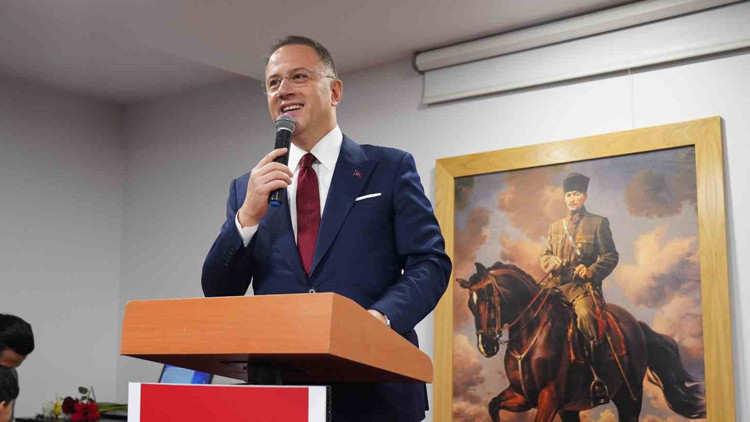 Murat Çalık kimdir, ne ameliyatı oldu, hastalığı ne Tutuklanan Beylikdüzü Belediye Başkanı Mehmet Murat Çalık için avukatlarından tahliye talebi Murat Çalık kimdir, ne ameliyatı oldu, hastalığı ne Tutuklanan Beylikdüzü Belediye Başkanı Mehmet Murat Çalık için avukatlarından tahliye talebi