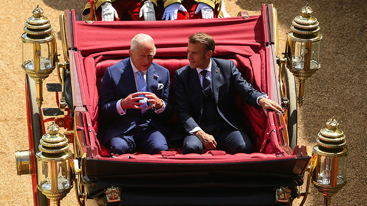 Fransa Cumhurbaşkanı Macrondan protokol ihlali
