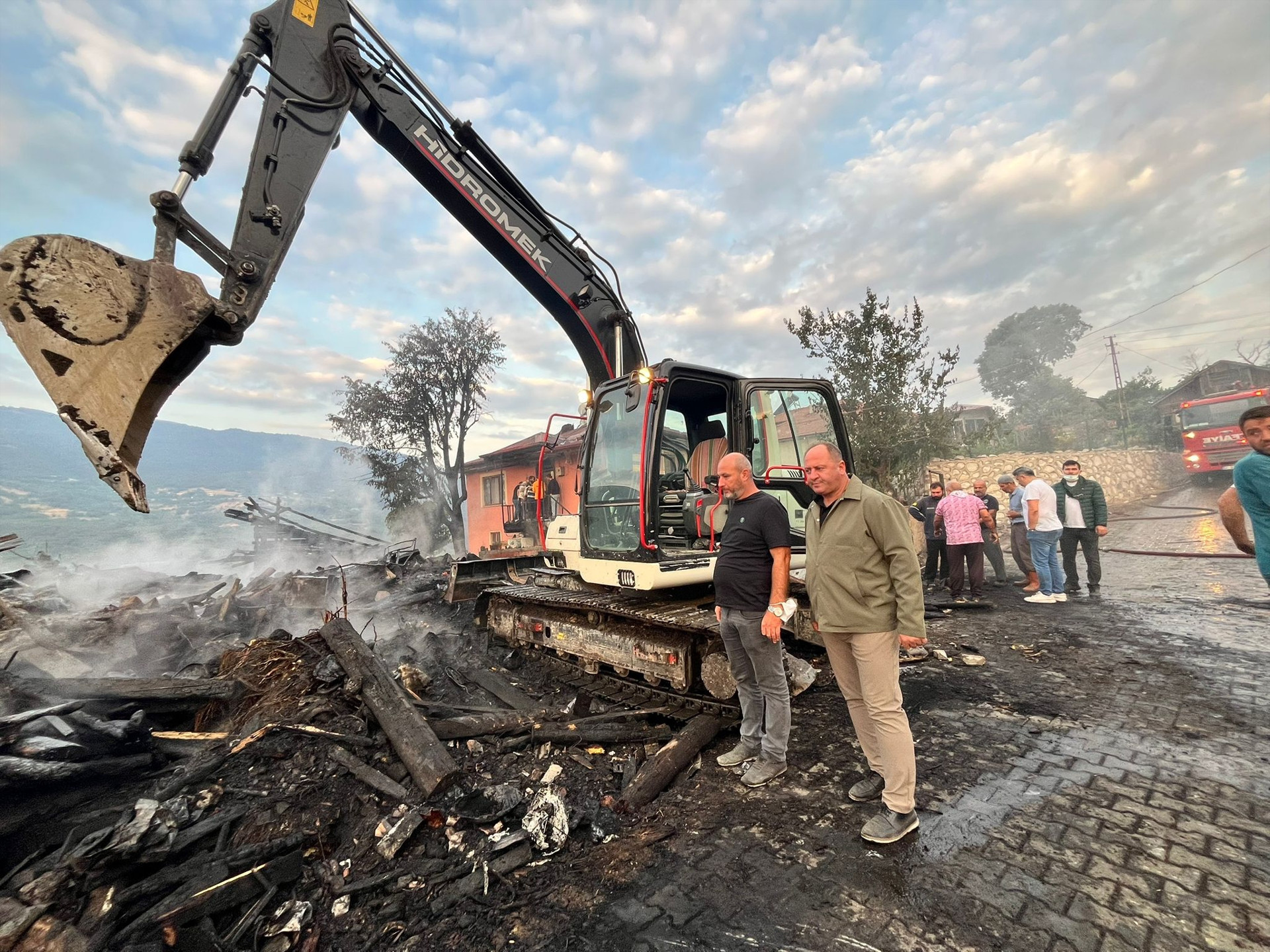Boluda bir köy gece yarısı dehşeti yaşadı Boluda bir köy gece yarısı dehşeti yaşadı