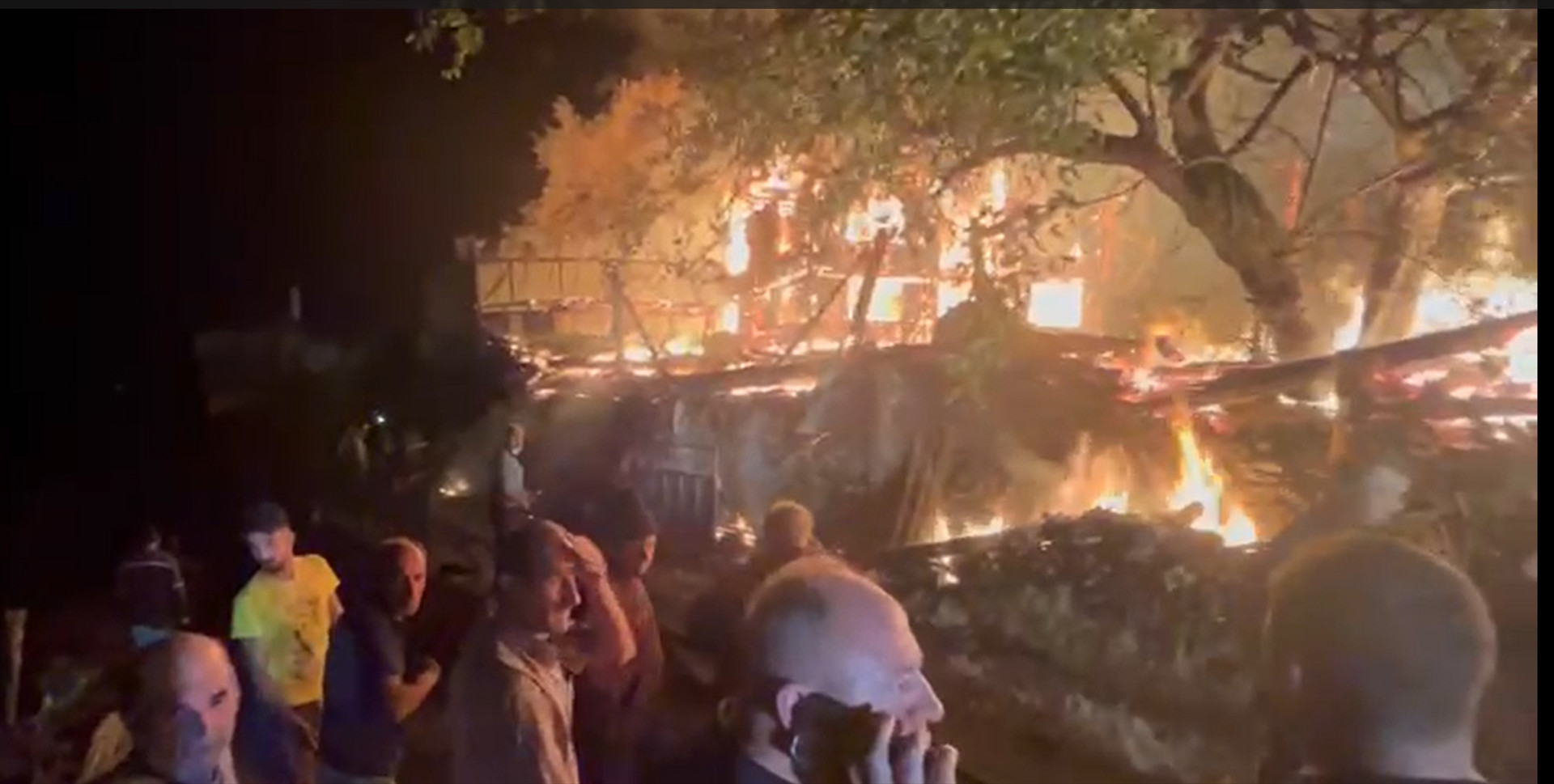 Boluda bir köy gece yarısı dehşeti yaşadı Boluda bir köy gece yarısı dehşeti yaşadı