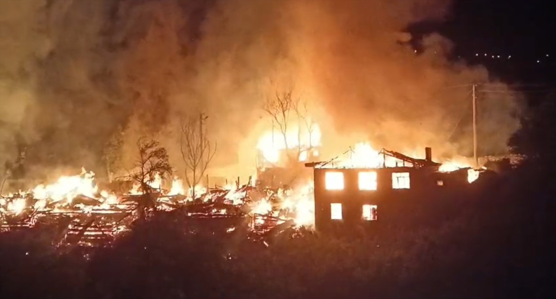 Boluda bir köy gece yarısı dehşeti yaşadı Boluda bir köy gece yarısı dehşeti yaşadı