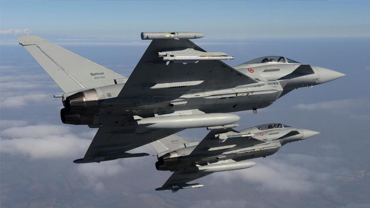 EUROFİGHTER TYPHOON KAÇINCI NESİL SAVAŞ UÇAĞI