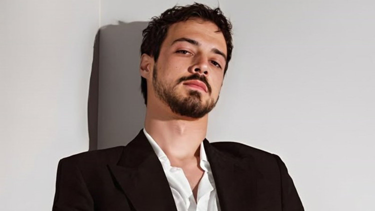MERT YAZICIOĞLU KİMDİR