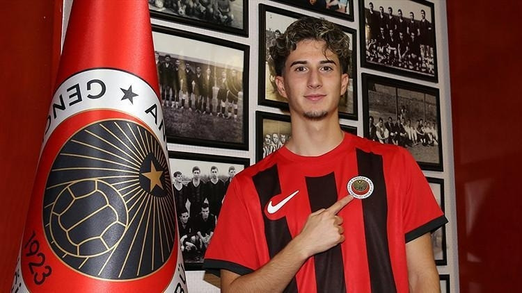 Göktan Gürpüz| Trabzonspor -> Gençlerbirliği