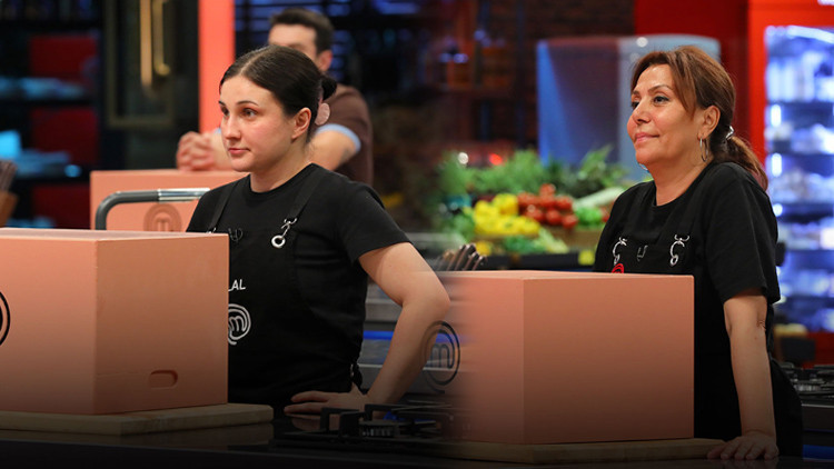 MasterChef 1. ve 2. eleme adayı belli oldu! Dün akşam (19 Ağustos) Masterchef’te dokunulmazlığı kim, hangi takım kazandı, eleme adayları kim oldu?