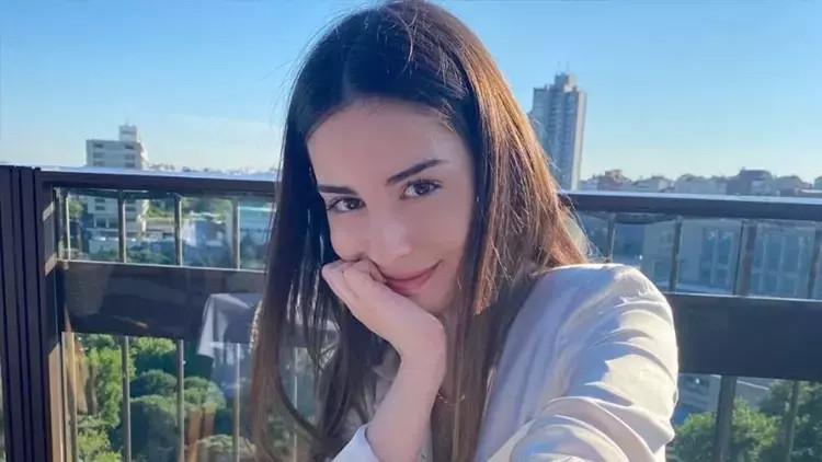 Kızılcık Şerbeti’nin Çimen’i Selin Türkmen diziye geri mi dönüyor Yeni sezon müjdesi Kızılcık Şerbeti’nin Çimen’i Selin Türkmen diziye geri mi dönüyor Yeni sezon müjdesi