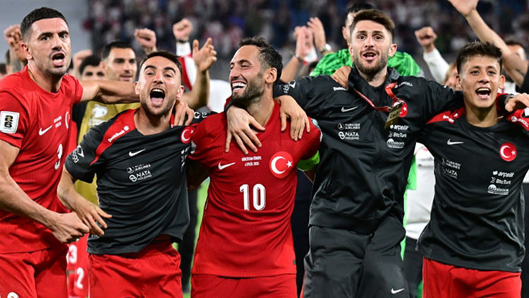 Milli Takım'da küslük yok, dostluk var!