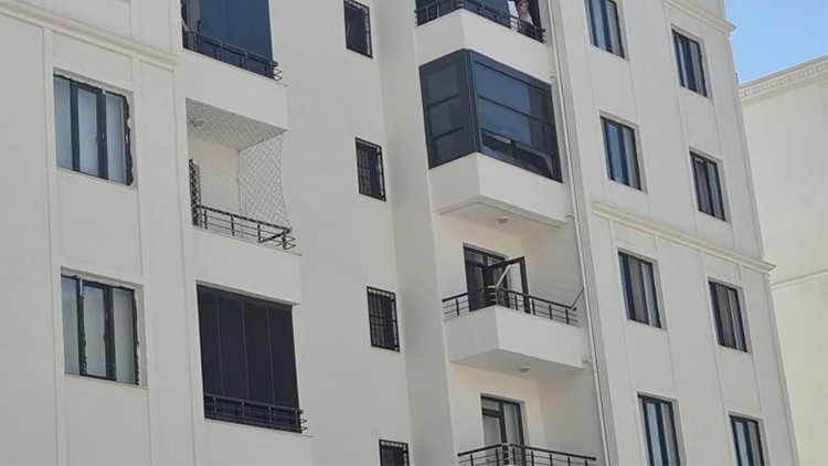 Başkomiser evde eşiyle gördüğü jandarma personelini öldürdü