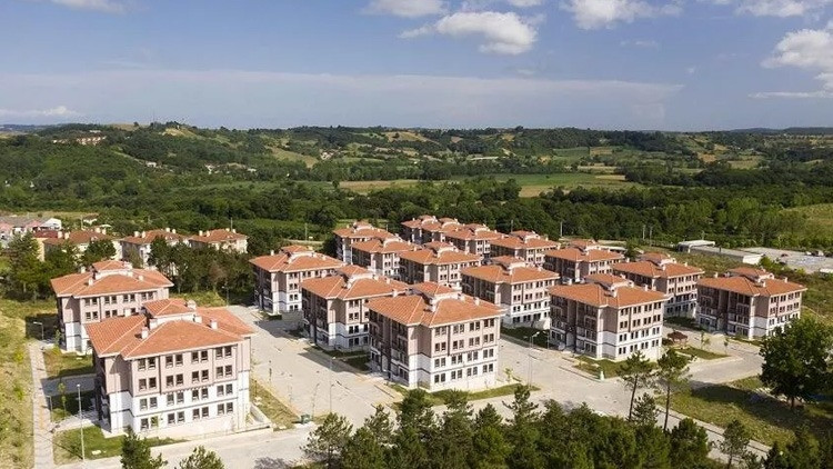 SAATTE 23, GÜNDE 550 KONUT BİTİRİLİYOR SAATTE 23, GÜNDE 550 KONUT BİTİRİLİYOR