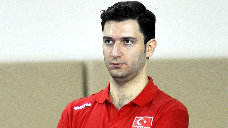 FERHAT AKBAŞ KİMDİR