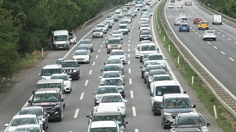 İSTANBUL TRAFİK YOĞUNLUĞU VE YOL DURUMU CANLI TAKİP EKRANI