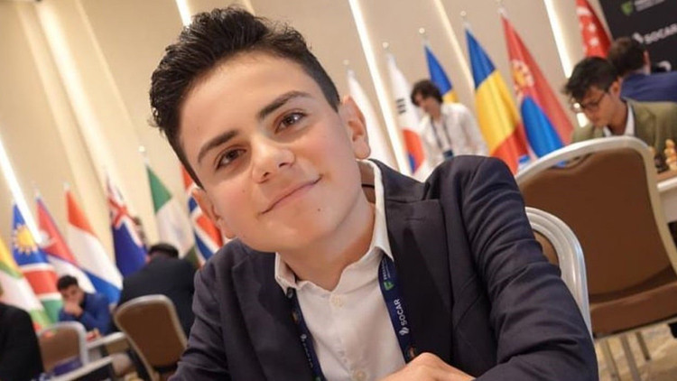 Ediz Gürel Dünya satranç şampiyonu Dommaraju Gukeshi yendi Ediz Gürel kimdir, kaç yaşında, nereli