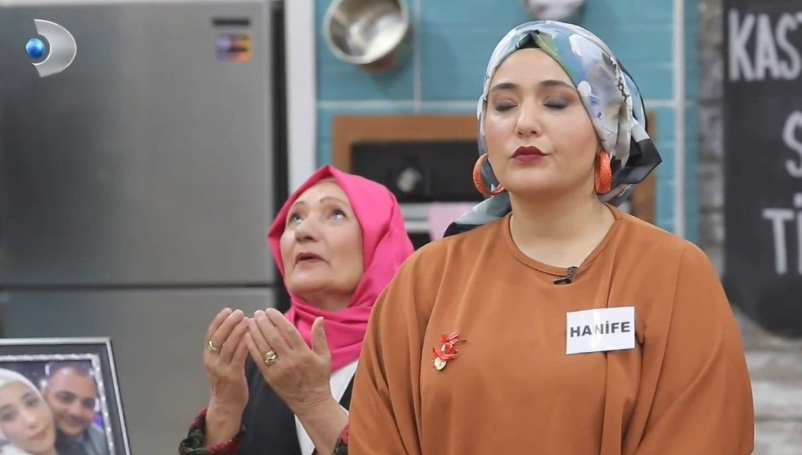 GELİNİM MUTFAKTA GÜNÜN BİRİNCİSİ KİM OLDU