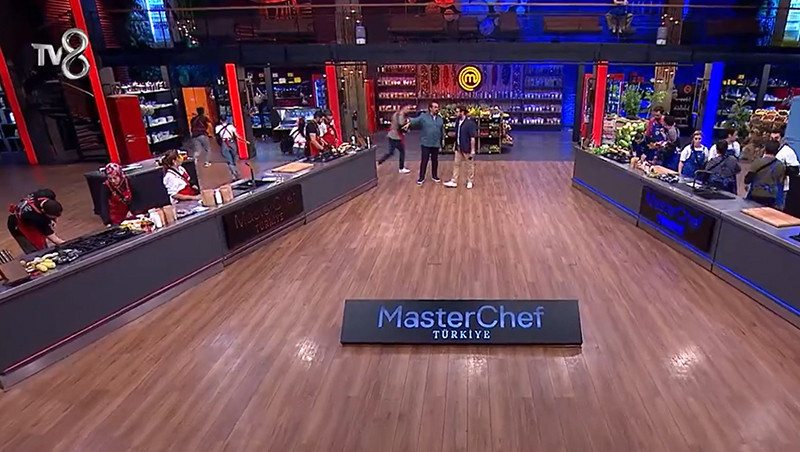 MASTERCHEF ÖDÜL OYUNUNU HANGİ TAKIM KAZANDI