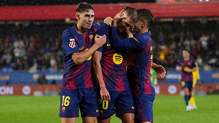 Barcelona 3 puanı 3 golle aldı!