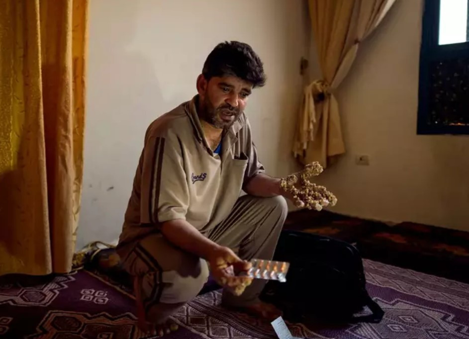 YILLARCA ELLERİNİ KULLANAMAZ HALE GELDİ