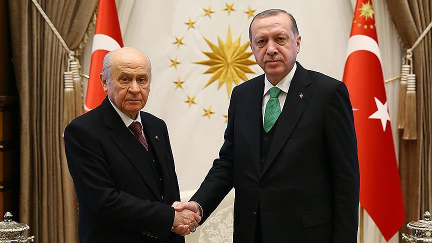 Son dakika... MHP lideri Bahçeli'den Cumhurbaşkanı Erdoğan'a tebrik telefonu
