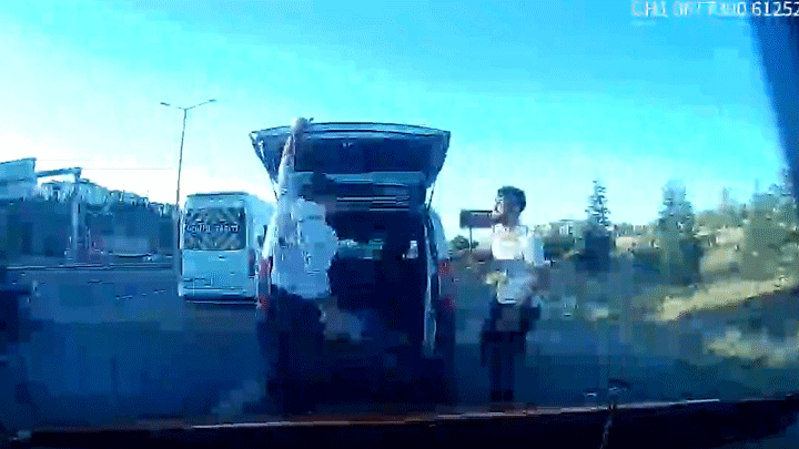 'Yol verme' tartışmasında taksiciyi darbetmişlerdi! 4 şüpheli yeniden gözaltına alındı