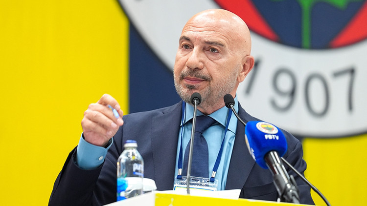 Hakan Bilal Kutlualp, Fenerbahçe Futbol A.Ş.'de görev alacak mı? Canlı yayında açıkladı!