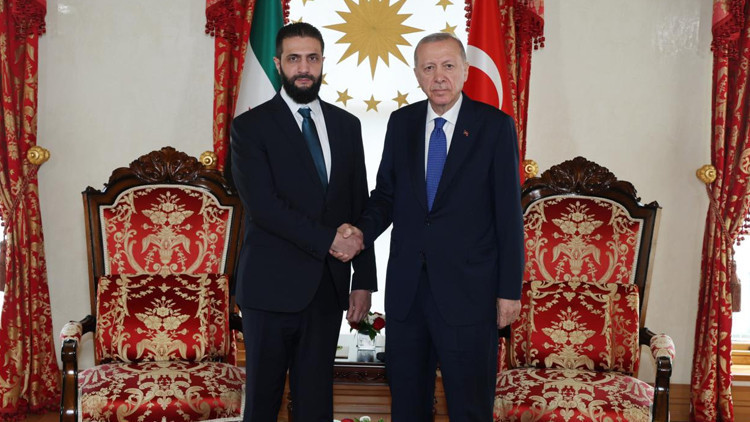 Son dakika haberi... Cumhurbaşkanı Erdoğan Suriyeli mevkidaşı Şara ile görüştü