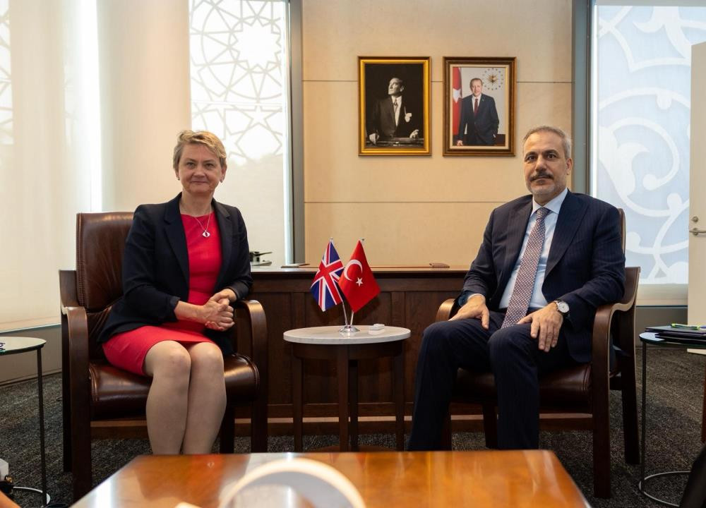 Dışişleri Bakanı Fidan'dan peş peşe görüşmeler