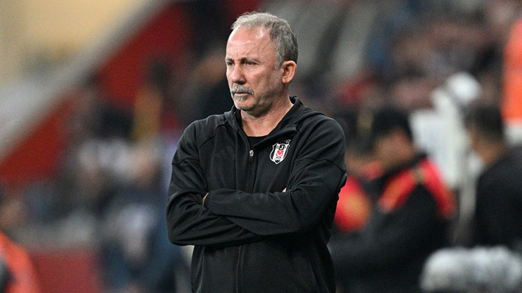 Beşiktaş'ta Sergen Yalçın, 4-0'lık Kayserispor galibiyetini değerlendirdi: 'Bugün fantastik bir skor aldık!'