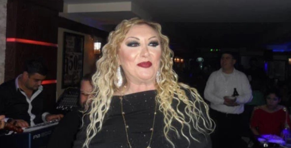 GÜLLÜNÜN KAÇ ÇOCUĞU VAR GÜLLÜNÜN KAÇ ÇOCUĞU VAR