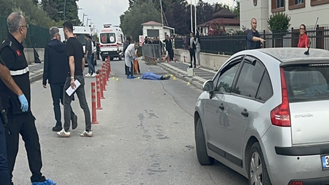 Yalova Adliyesi önünde silahlı kavga: 1 ölü, 1 yaralı