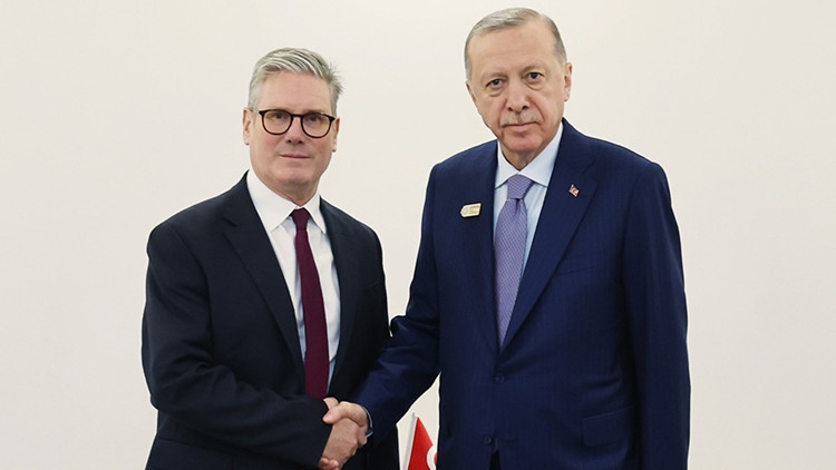 Son dakika haberi... Cumhurbaşkanı Erdoğan İngiltere lideriyle görüştü