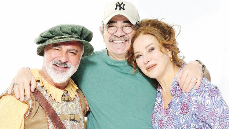 Don Kişot müzikalı 'perde' diyor