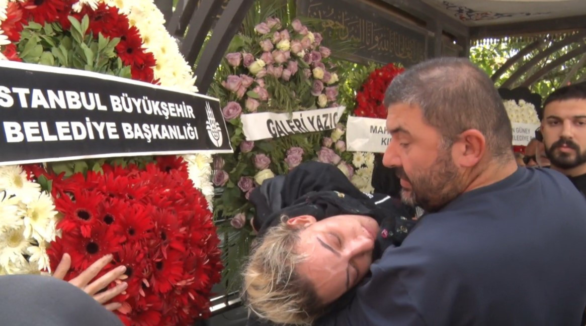 Güllü son yolculuğuna uğurlandı, gözyaşları sel oldu