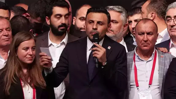 Özgür Çelik mazbatasını aldı mı CHP İstanbul İl Başkanı seçilen Özgür Çelik kimdir, kaç yaşında ve nereli