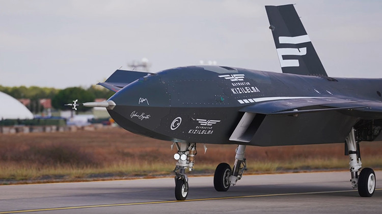 KIZILELMA PT-3 orta irtifa testini başarıyla tamamladı