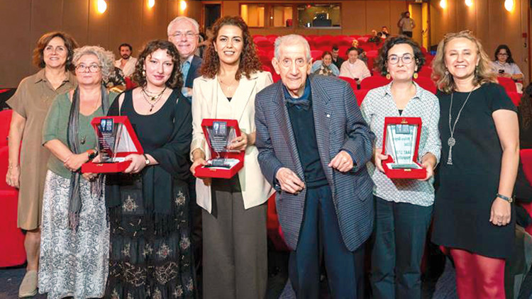 Doğan Hızlan eleştiri ödülleri verildi