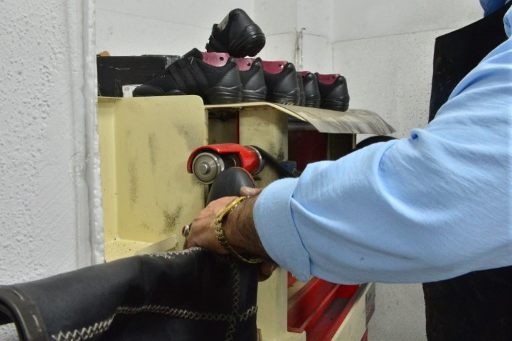 Subay olan babası Kore savaşında askerlerden öğrendi: Devraldığı işi 68 yıldır sürdürüyor | Bunu Türkiyede ilk yapan benim