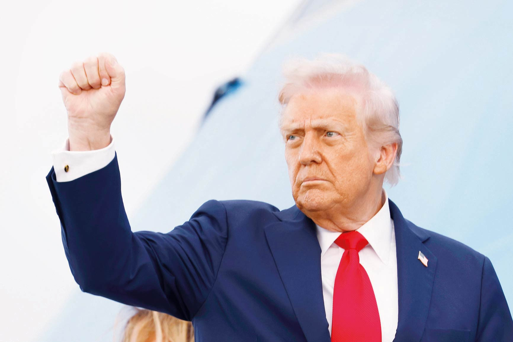 1 dolarda Trump damgası