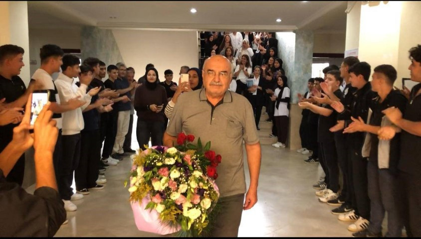 Öğrencilerinden öğretmeni ağlatan sürpriz... Haberim yoktu, çok duygulandım