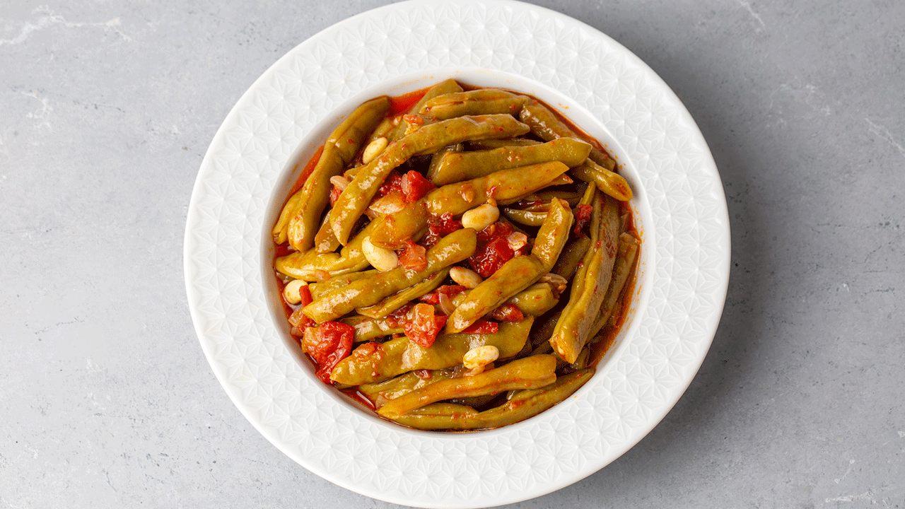 Mutfakta yeri hep ayrı: Anne usulü taze fasulye pişirin