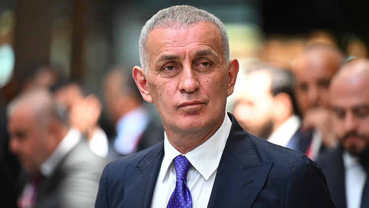 İNSANLAR BASKIYI BIRAKSIN İNSANLAR BASKIYI BIRAKSIN