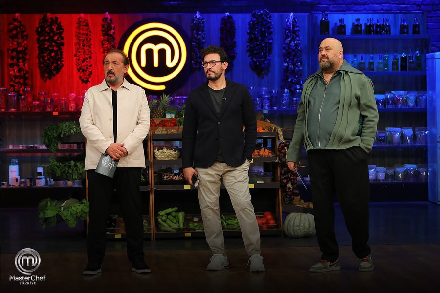MASTERCHEF 3. VE 4. ELEME ADAYI KİM OLDU 7 EKİM 2025 SALI Dün akşam son bölümde MasterChef eleme adayı kim oldu, 2. dokunulmazlığı hangi takım kazandı Eski yarışmacılar değerlendirdi İşte 7 bölge 7 yemek yarışmasının 3. ve 4. eleme adayları MASTERCHEF 3. VE 4. ELEME ADAYI KİM OLDU 7 EKİM 2025 SALI Dün akşam son bölümde MasterChef eleme adayı kim oldu, 2. dokunulmazlığı hangi takım kazandı Eski yarışmacılar değerlendirdi İşte 7 bölge 7 yemek yarışmasının 3. ve 4. eleme adayları