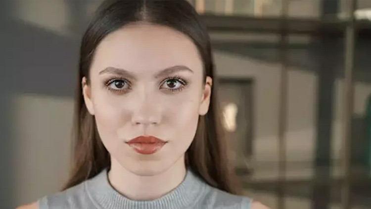 DUYGU ÖZASLAN MUTAF